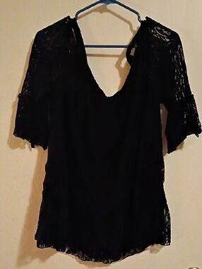 Lane Bryant Black Lace V-Neck Cold Shoulder Blouse
